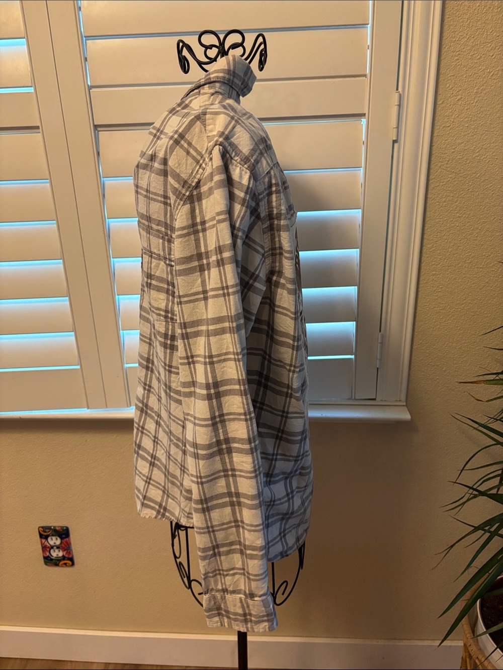 Handmade one of a kind Yellowstone Plaid Patch Back Button-Up Shirt - White/Grey - Picture 5 of 6